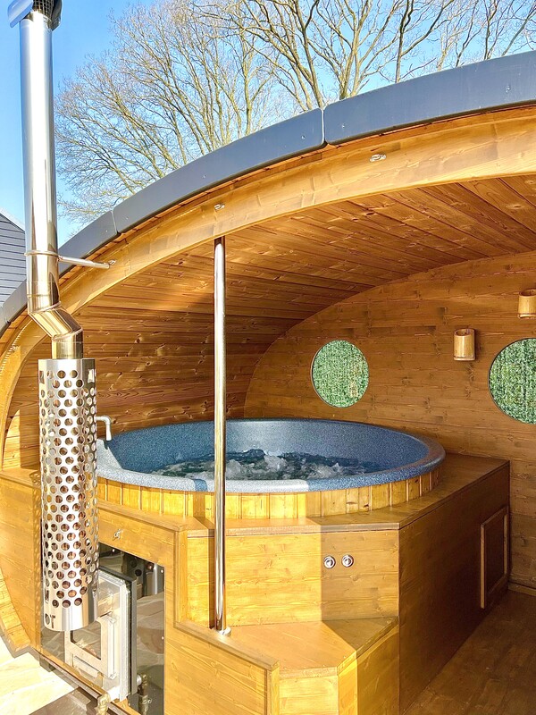 Prive houtgestookte Hottub & Sauna
